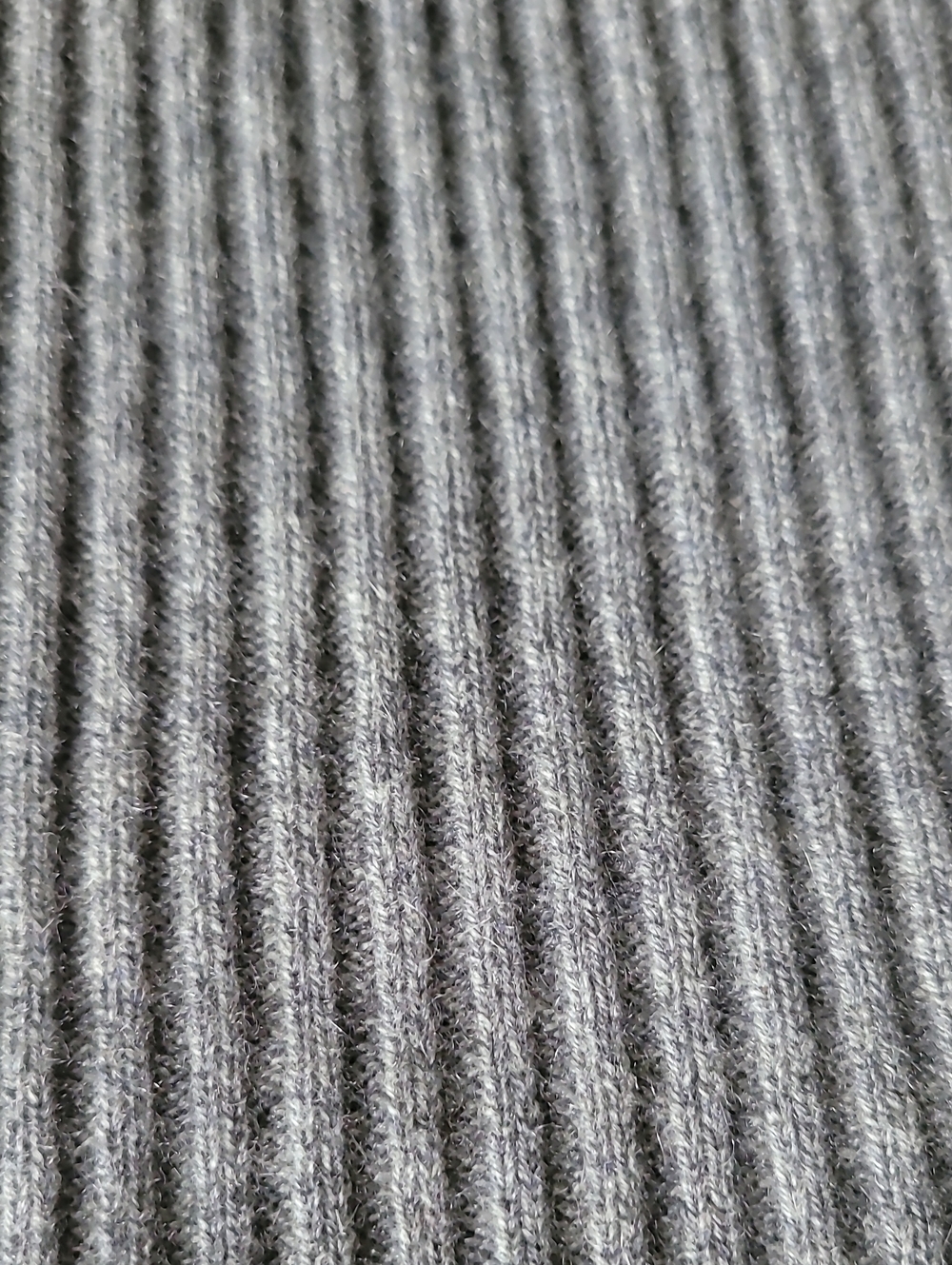 Reformation Fantino Cashmere Cardigan - Picture 5 of 11